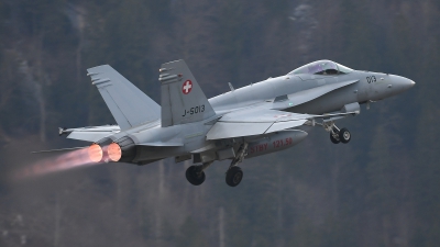 Photo ID 205621 by Luca Fahrni. Switzerland Air Force McDonnell Douglas F A 18C Hornet, J 5013