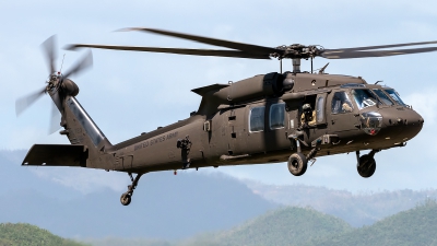 Photo ID 206936 by Hector Rivera - Puerto Rico Spotter. USA Army Sikorsky UH 60M Black Hawk S 70A, 15 20723