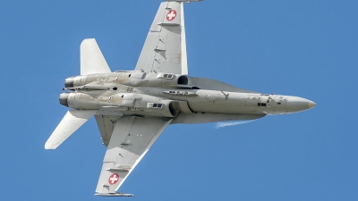 Photo ID 209333 by Martin Thoeni - Powerplanes. Switzerland Air Force McDonnell Douglas F A 18C Hornet, J 5016