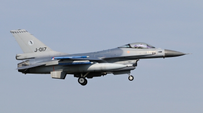 Photo ID 209389 by Milos Ruza. Netherlands Air Force General Dynamics F 16AM Fighting Falcon, J 017