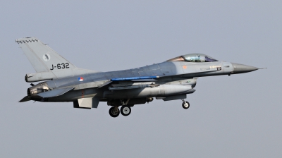 Photo ID 209406 by Milos Ruza. Netherlands Air Force General Dynamics F 16AM Fighting Falcon, J 632