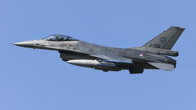 Photo ID 209615 by Luca Fahrni. Netherlands Air Force General Dynamics F 16AM Fighting Falcon, J 136
