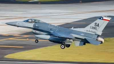 Photo ID 210637 by Hector Rivera - Puerto Rico Spotter. USA Air Force General Dynamics F 16C Fighting Falcon, 87 0285