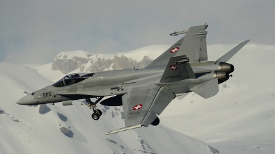 Photo ID 212624 by Sven Zimmermann. Switzerland Air Force McDonnell Douglas F A 18C Hornet, J 5025