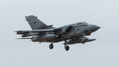 Photo ID 212786 by Doug MacDonald. UK Air Force Panavia Tornado GR4, ZD792