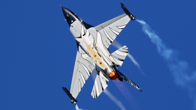 Photo ID 215747 by Walter Van Bel. Belgium Air Force General Dynamics F 16AM Fighting Falcon, FA 101