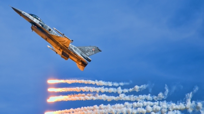Photo ID 217467 by Radim Spalek. Poland Air Force General Dynamics F 16C Fighting Falcon, 4052