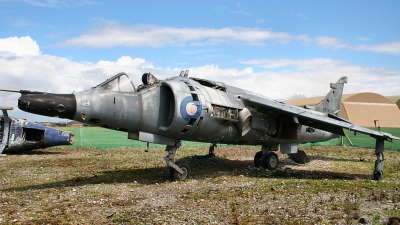 Photo ID 25440 by mark van der vliet. UK Navy Hawker Siddeley Harrier GR 3, XW630