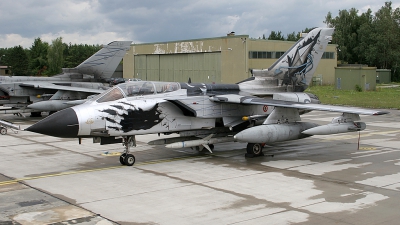 Photo ID 25348 by Lutz Lehmann. Italy Air Force Panavia Tornado IDS, MM7027