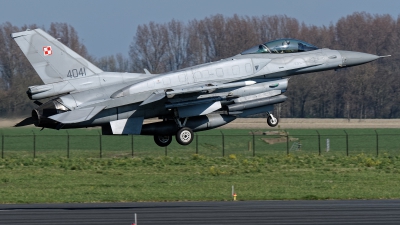 Photo ID 221268 by Rainer Mueller. Poland Air Force General Dynamics F 16C Fighting Falcon, 4041