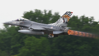 Photo ID 226750 by Alberto Gonzalez. Portugal Air Force General Dynamics F 16AM Fighting Falcon, 15105