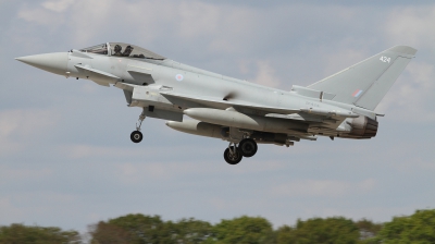 Photo ID 226929 by Paul Newbold. UK Air Force Eurofighter Typhoon FGR4, ZK424