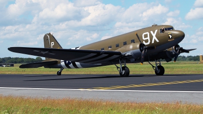 Photo ID 227771 by Carl Brent. Private Private Douglas DC 3C, N150D