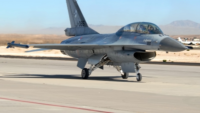 Photo ID 228281 by Rod Dermo. Netherlands Air Force General Dynamics F 16BM Fighting Falcon, J 065