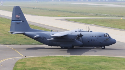Photo ID 230008 by Milos Ruza. USA Air Force Lockheed C 130H Hercules L 382, 87 9287