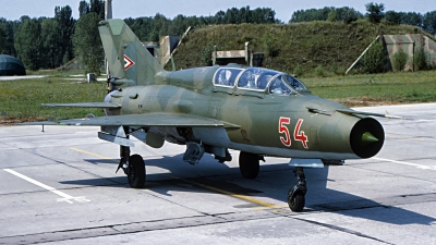 Photo ID 230224 by Gerrit Kok Collection. Hungary Air Force Mikoyan Gurevich MiG 21UM, 54