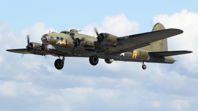 Photo ID 231134 by kristof stuer. Private B 17 Preservation Ltd Boeing B 17G Flying Fortress 299P, G BEDF