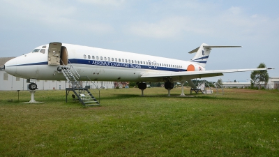 Photo ID 232224 by Nicholas Carmassi. Italy Air Force McDonnell Douglas DC 9 32, MM62012