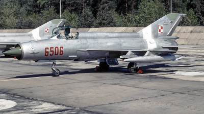 Photo ID 233115 by Aldo Bidini. Poland Air Force Mikoyan Gurevich MiG 21MF, 6506