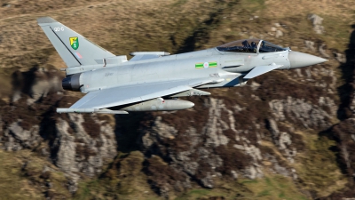 Photo ID 237392 by Neil Dunridge. UK Air Force Eurofighter Typhoon FGR4, ZJ917