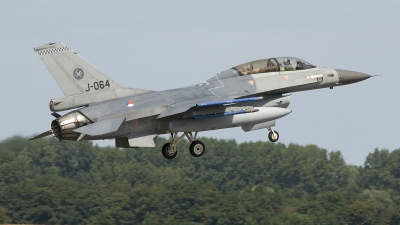 Photo ID 26947 by Lieuwe Hofstra. Netherlands Air Force General Dynamics F 16BM Fighting Falcon, J 064