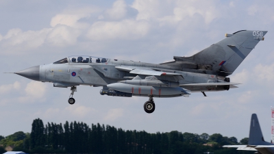 Photo ID 239266 by Alberto Gonzalez. UK Air Force Panavia Tornado GR4, ZA588