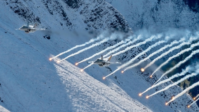 Photo ID 240857 by Martin Thoeni - Powerplanes. Switzerland Air Force McDonnell Douglas F A 18C Hornet, J 5006