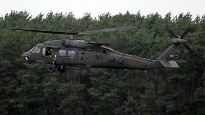 Photo ID 243258 by Richard de Groot. USA Army Sikorsky UH 60M Black Hawk S 70A, 11 20422
