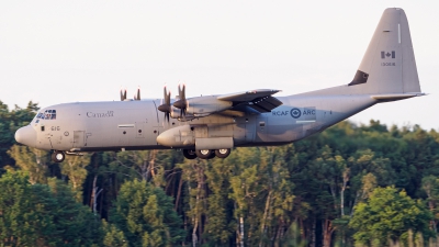 Photo ID 243513 by Stefan Schmitz. Canada Air Force Lockheed Martin CC 130J Hercules C 130J 30 L 382, 130616