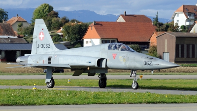 Photo ID 27769 by Joop de Groot. Switzerland Air Force Northrop F 5E Tiger II, J 3062