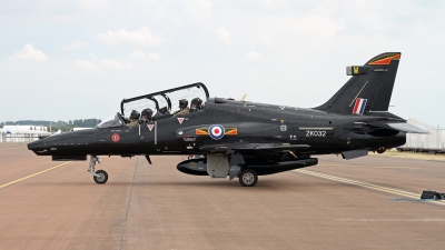 Photo ID 249012 by Peter Fothergill. UK Air Force BAE Systems Hawk T 2, ZK032