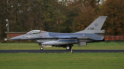 Photo ID 250617 by Richard de Groot. Netherlands Air Force General Dynamics F 16AM Fighting Falcon, J 016