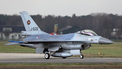 Photo ID 251589 by Richard de Groot. Netherlands Air Force General Dynamics F 16AM Fighting Falcon, J 020
