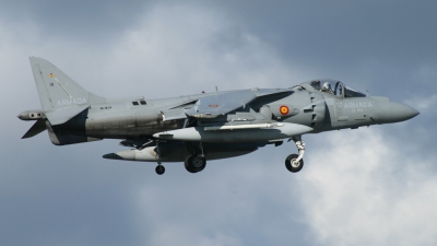 Photo ID 28253 by Toon Cox. Spain Navy McDonnell Douglas EAV 8B Harrier II, VA 1B 29