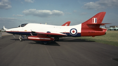 Photo ID 28683 by Tom Gibbons. UK ETPS Hawker Hunter T7, XL564
