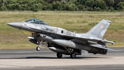 Photo ID 260954 by Thomas Ziegler - Aviation-Media. Poland Air Force General Dynamics F 16C Fighting Falcon, 4049