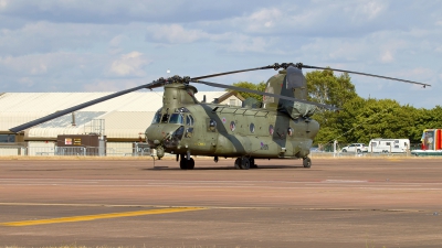 Photo ID 266508 by Patrick Weis. UK Air Force Boeing Vertol Chinook HC6A CH 47D, ZA681