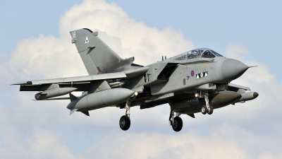 Photo ID 266951 by Tonnie Musila. UK Air Force Panavia Tornado GR4A, ZE116