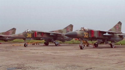 Photo ID 29730 by Sven Zimmermann. Russia Air Force Mikoyan Gurevich MiG 23ML, 32 YELLOW