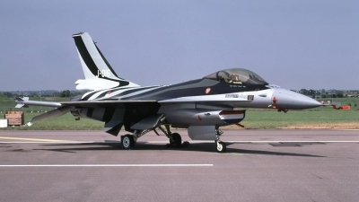 Photo ID 29987 by Tom Gibbons. Netherlands Air Force General Dynamics F 16AM Fighting Falcon, J 016