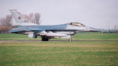 Photo ID 272563 by Jan Eenling. Netherlands Air Force General Dynamics F 16A Fighting Falcon, J 362