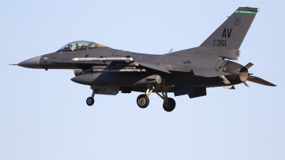 Photo ID 273552 by Chris Lofting. USA Air Force General Dynamics F 16C Fighting Falcon, 87 0351