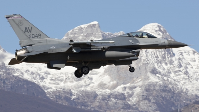 Photo ID 273576 by Chris Lofting. USA Air Force General Dynamics F 16C Fighting Falcon, 89 2049