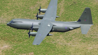 Photo ID 275589 by Barry Swann. UK Air Force Lockheed Martin Hercules C4 C 130J 30 L 382, ZH871