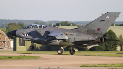 Photo ID 30384 by Chris Lofting. UK Air Force Panavia Tornado GR4, ZA372