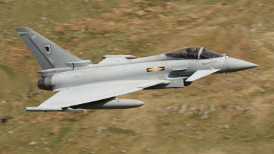 Photo ID 277171 by Barry Swann. UK Air Force Eurofighter Typhoon FGR4, ZJ933