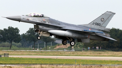 Photo ID 278377 by Mark Broekhans. Netherlands Air Force General Dynamics F 16AM Fighting Falcon, J 060