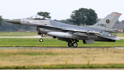 Photo ID 278378 by Mark Broekhans. Netherlands Air Force General Dynamics F 16AM Fighting Falcon, J 062