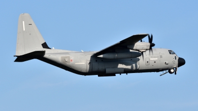 Photo ID 279467 by Tonnie Musila. Italy Air Force Lockheed Martin C 130J Hercules L 382, MM62179
