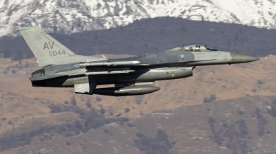 Photo ID 281530 by Marcello Cosolo. USA Air Force General Dynamics F 16C Fighting Falcon, 89 2044